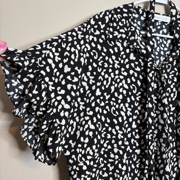 Bishop + Young Ruffle Sleeve Animal Print Blouse Black Cream Size Large - Picture 6 of 10